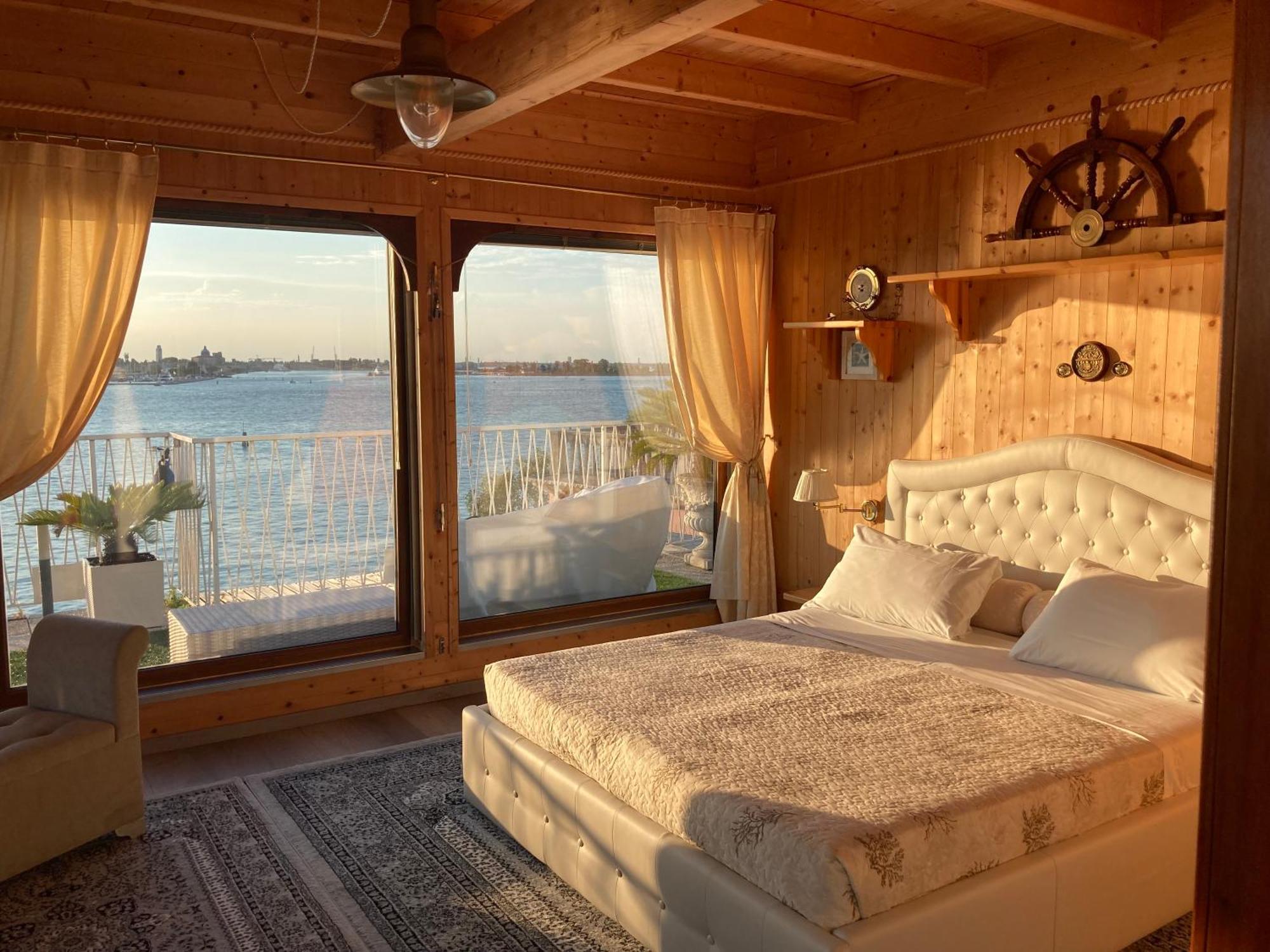 Oasis Golden Lagoon Chalet Lido di Venezia Exterior photo