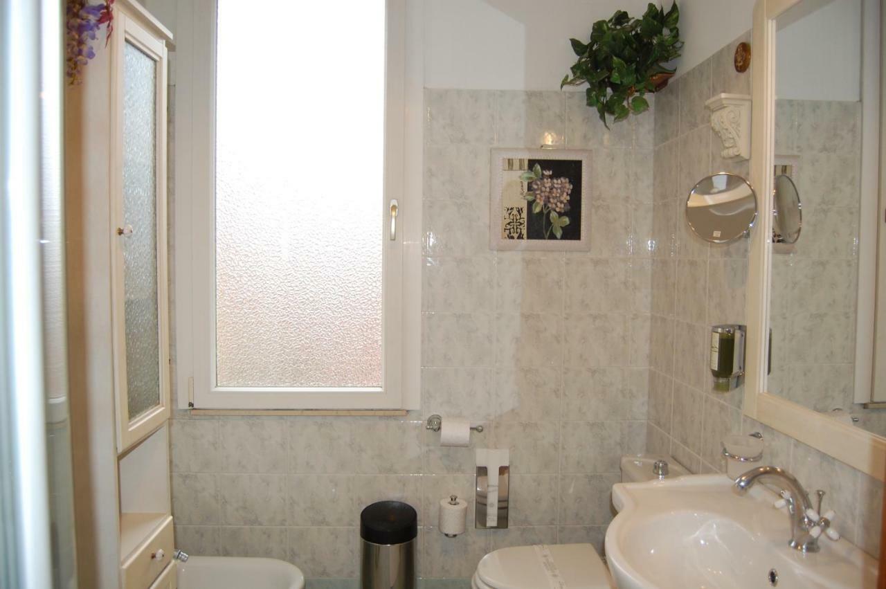 Oasis Golden Lagoon Chalet Lido di Venezia Room photo